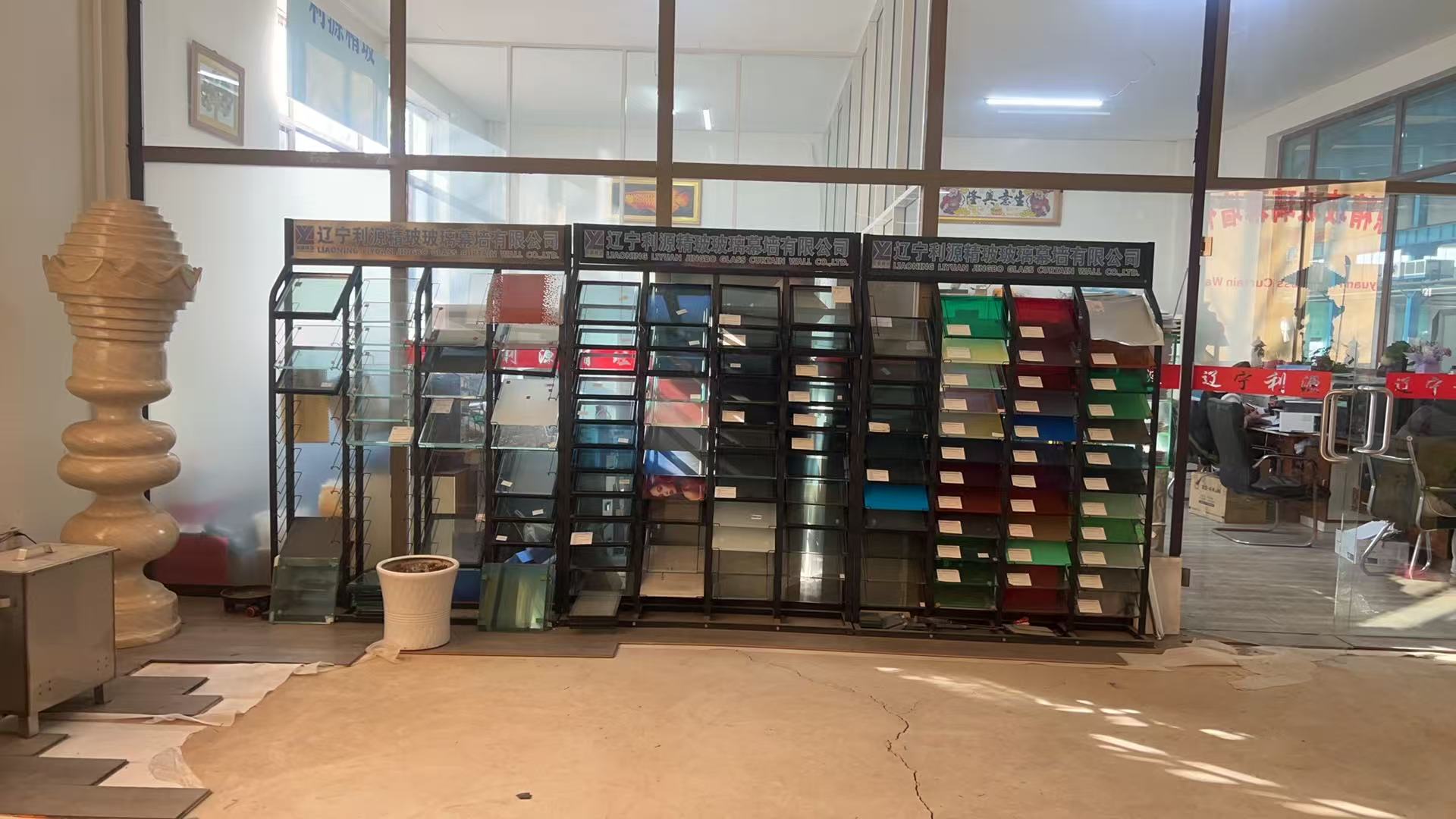 榆林市工程玻璃批量采购隔热玻璃 - 方案